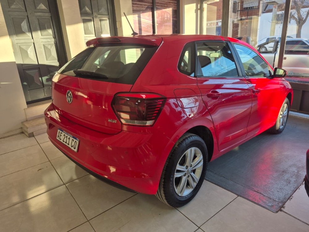 Volkswagen Polo 1.6 MSI Trendline AT — foto 2